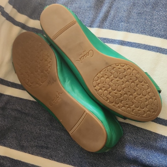 A2175 Daphnee Coach Shoes - Picture 9 of 9